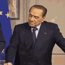 Silvio Berlusconi Italian Politician GIF - Silvio Berlusconi Italian Politician Thumbs Up GIFs