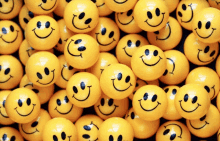 Server Icon Happy Smileface GIF - Server Icon Happy Smileface GIFs
