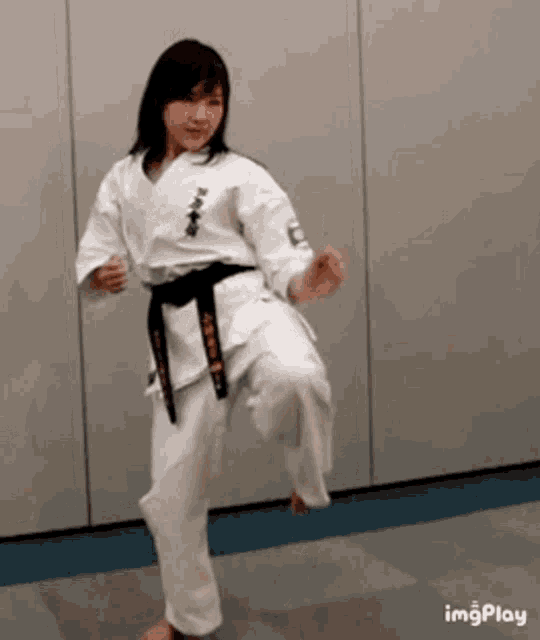 Karate Girl Karate Kick GIF - Karate Girl Karate Kick Karate - Discover &  Share GIFs