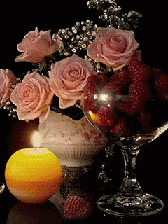 Pink Roses GIF - Pink Roses Lamp - Discover & Share GIFs