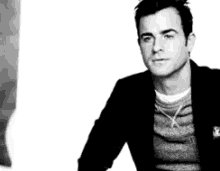 justin theroux the leftovers photoshoot pose stare
