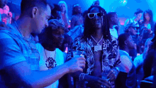 Cheers Wiz Khalifa GIF - Cheers Wiz Khalifa Cheers To That GIFs
