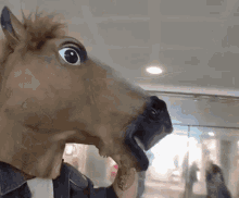 Relic Kris Horse GIF - Relic Kris Horse Mall GIFs