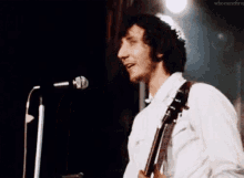 Pete Townshend The Who GIF - Pete Townshend The Who GIFs