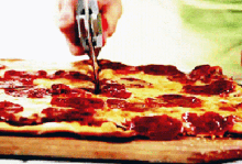 Pizza Thin Crust Pizza GIF - Pizza Thin Crust Pizza Cutting Pizza GIFs