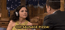Julia Louis Dreyfus Oh Sausage Pizza GIF - Julia Louis Dreyfus Oh Sausage Pizza Pizza GIFs