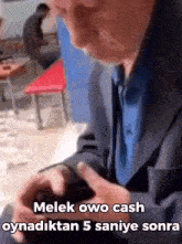 Melek Owo Cash GIF - Melek Owo Cash GIFs