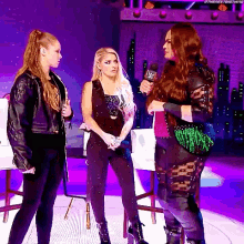 Alexa Bliss Ronda Rousey GIF - Alexa Bliss Ronda Rousey Nia Jax GIFs