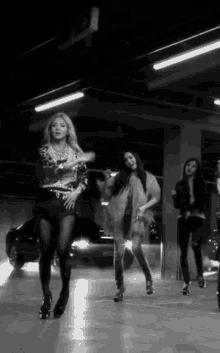 효연, 유연한 몸놀림 GIF - Hyoyeon Dance GIFs