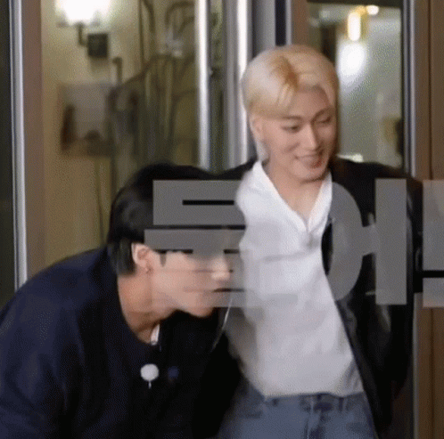 San Wooyoung GIF - San Wooyoung Ateez Hit - Discover & Share GIFs