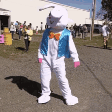 bunny floss dancing easter bunny dance