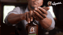 Apply Lotion Applying Lotion GIF - Apply Lotion Applying Lotion Use Lotion GIFs