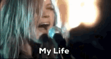 Kelly Clarkson My Life Would Suck Without You GIF - Kelly Clarkson My Life Would Suck Without You GIFs