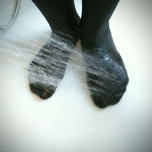 Shower Wet GIF - Shower Wet Socks GIFs