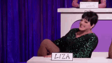 Its Liza With Az Kick GIF - Its Liza With Az Kick Leg GIFs