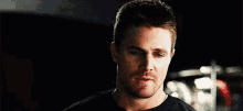 Oliver Queen Stephen Amell GIF - Oliver Queen Stephen Amell Arrow GIFs