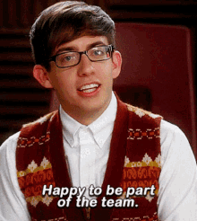 Glee Artie Abrams GIF - Glee Artie Abrams Happy To Be Part Of The Team GIFs