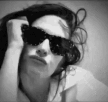 Eva Green Black And Whithe GIF - Eva Green Black And Whithe GIFs
