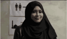 Siti Nordiana Malaysian Singer GIF - Siti Nordiana Malaysian Singer Nana GIFs