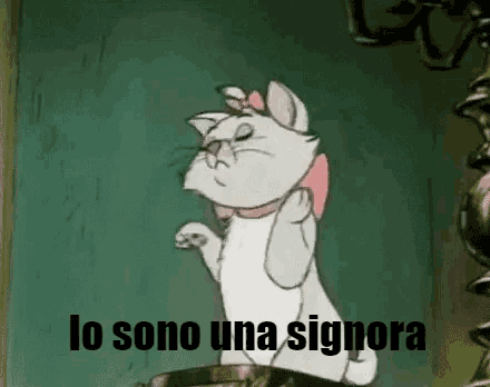 Sono Una Signora GIF - Aristogatti Minou Sono Una Signora