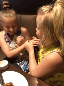 Sister Tickling GIF - Sister Tickling Tickle GIFs