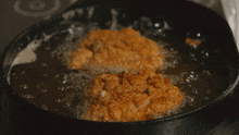 Frying Chicken Matty Matheson GIF - Frying Chicken Matty Matheson Cookin Somethin GIFs