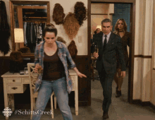 Concerned Schitts Creek GIF - Concerned Schitts Creek What Happened GIFs