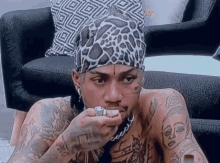 Themba Eating GIF - Themba Eating Shocked GIFs