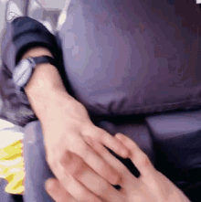 Andre Hold GIF - Andre Hold Hands GIFs