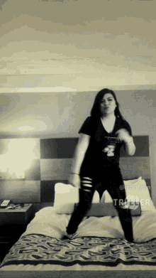 Excited Girl Dance GIF - Excited Girl Dance Happy GIFs