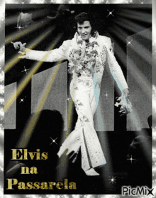 Elvis Presley Na Passarela GIF - Elvis Presley Na Passarela Sparkling GIFs