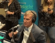 Bill Nye Star Talk GIF - Bill Nye Star Talk Radio Show GIFs