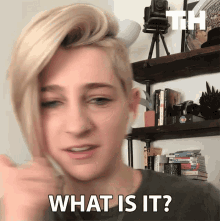 What Is It Laura GIF - What Is It Laura Clique Bait GIFs