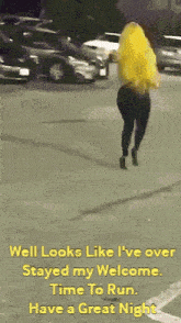 Time To Run Overstayed Welcome GIF - Time To Run Overstayed Welcome Bye GIFs