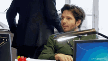 Hal Yorke Lord Harry GIF - Hal Yorke Lord Harry Doing Research On A Computer GIFs