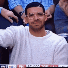 Drake Clapping Drake GIF - Drake Clapping Drake Drake Is Not Clapping GIFs