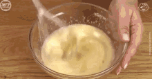 GIF