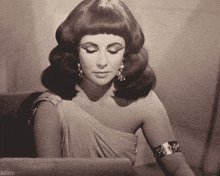 Cleopatra Romance GIF - Cleopatra Romance Queen GIFs
