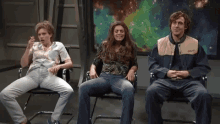 Close Encounter Snl GIF - Close Encounter Snl Little Different For Me GIFs