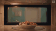 Microwave Amazed GIF - Microwave Amazed Stunned GIFs