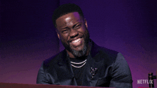 Can'T Stop Laughing Kevin Hart GIF - Can'T Stop Laughing Kevin Hart Mark Twain Prize GIFs