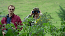 Binoculars GIF - Narcos Spy Creeping I See You GIFs