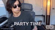 Aidan Gallagher Party Time GIF - Aidan Gallagher Party Time Glasses GIFs