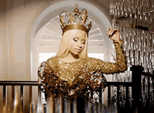 Queen Nikki Minaj GIF - Queen Nikki Minaj Crown GIFs