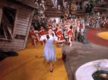 The Wizard Of Oz Dorothy Gale GIF - The Wizard Of Oz Dorothy Gale Yellow Brick Road GIFs
