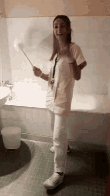 cleaning nurse jackie