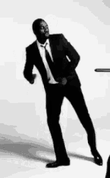 Idris Elba Dance GIF - Idris Elba Dance Dancing GIFs
