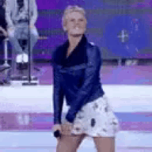 Xuxa Requebrando GIF - Requebrando Dancando Xuxa GIFs