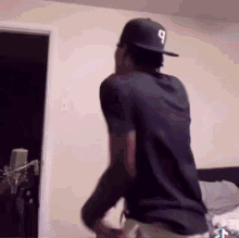 Kyd Mike To The Window To The Wall GIF - Kyd Mike To The Window To The Wall Dance GIFs