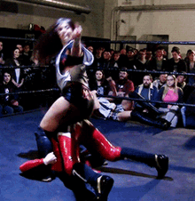 Nixon Newell Middle Finger GIF - Nixon Newell Middle Finger Flipping Off GIFs